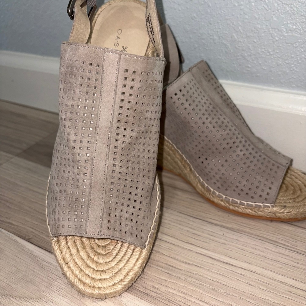 Caslon Grey Perforated Leather Espadrille Wedge Sandals Peep Toe 9M